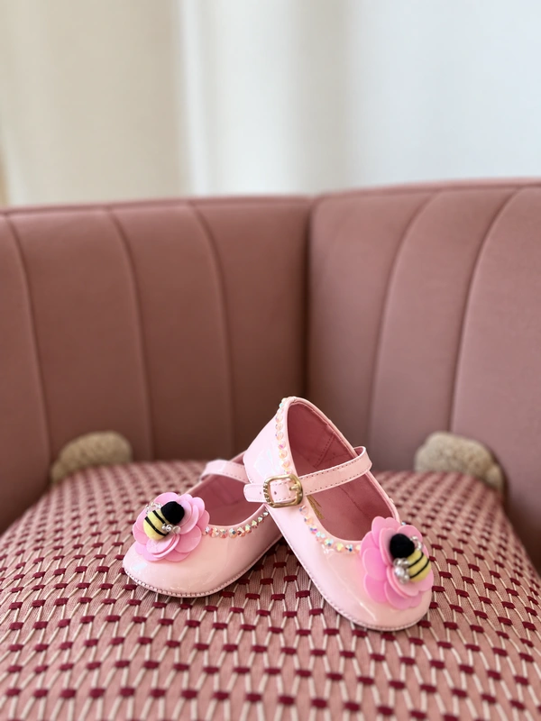 Shoes 10